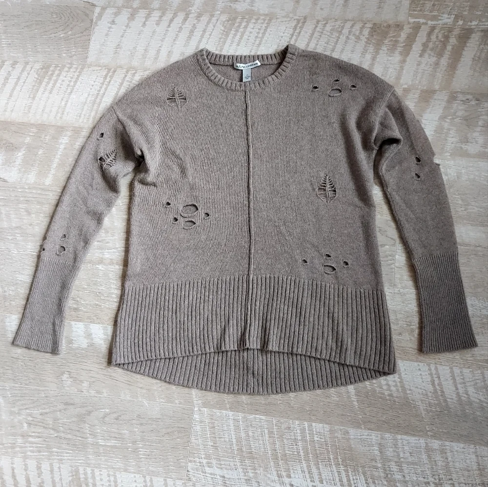 autumn cashmere Distressed Crew Neck Sweater - Picture 8 of 15